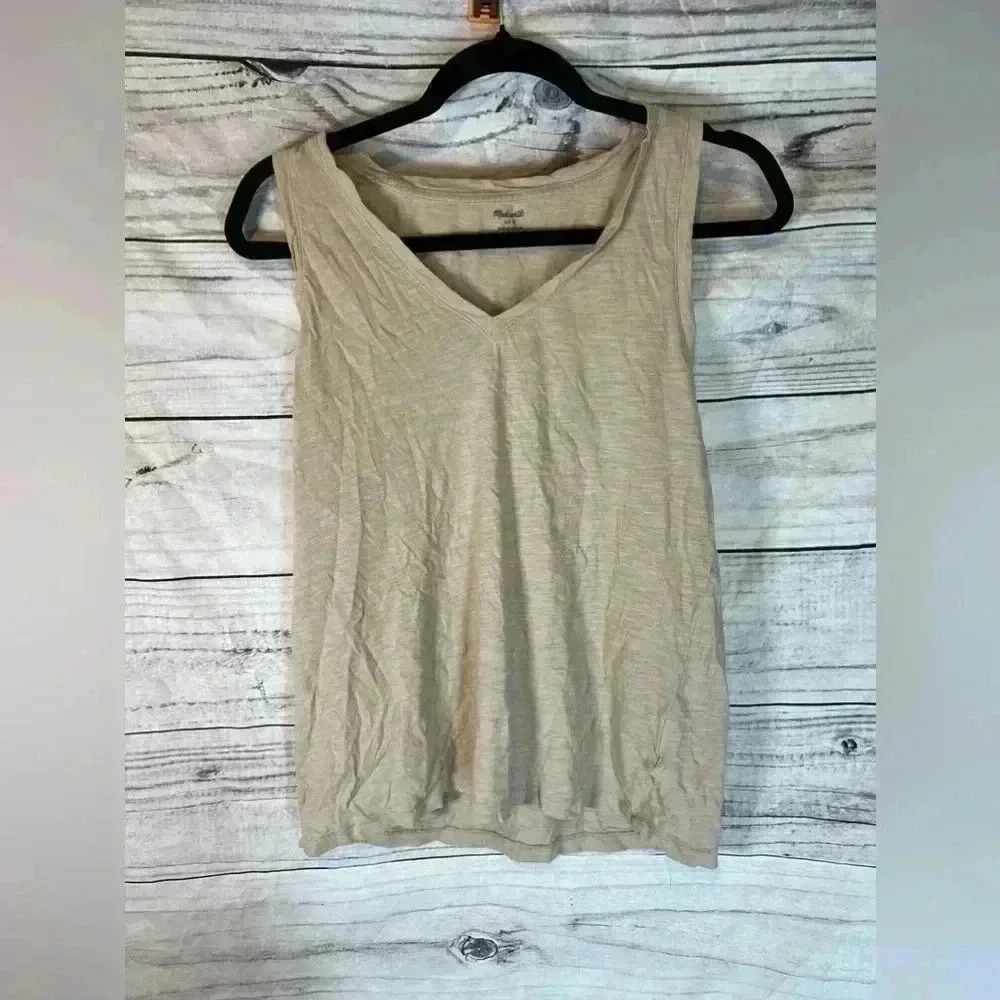 Madewell V-neck sleeveless tank top